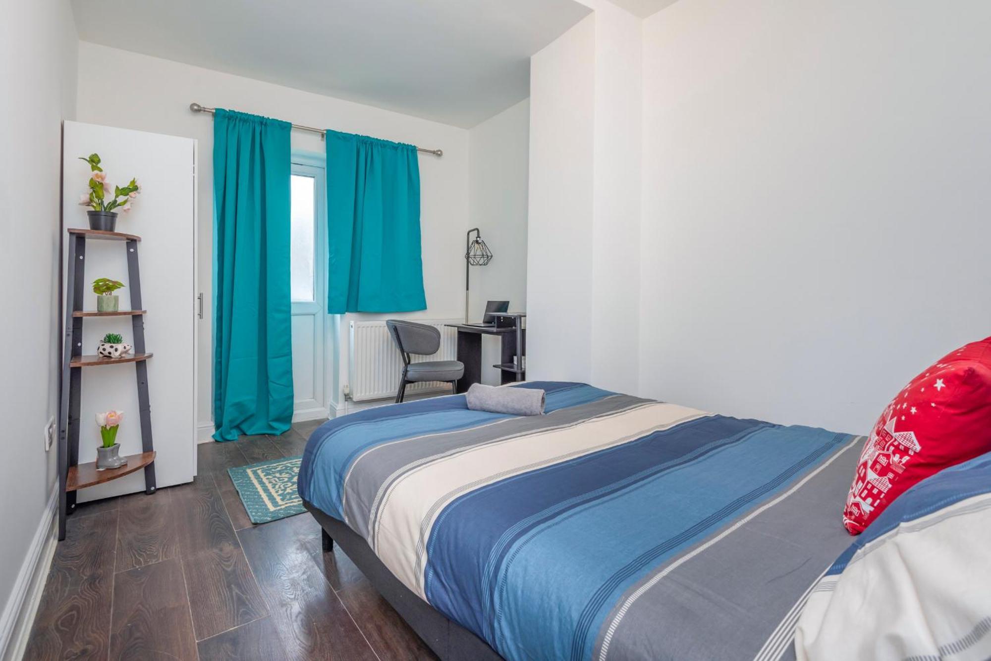 Modern Family Home W/Wi-Fi, Netflix, Self Check-In London Ngoại thất bức ảnh