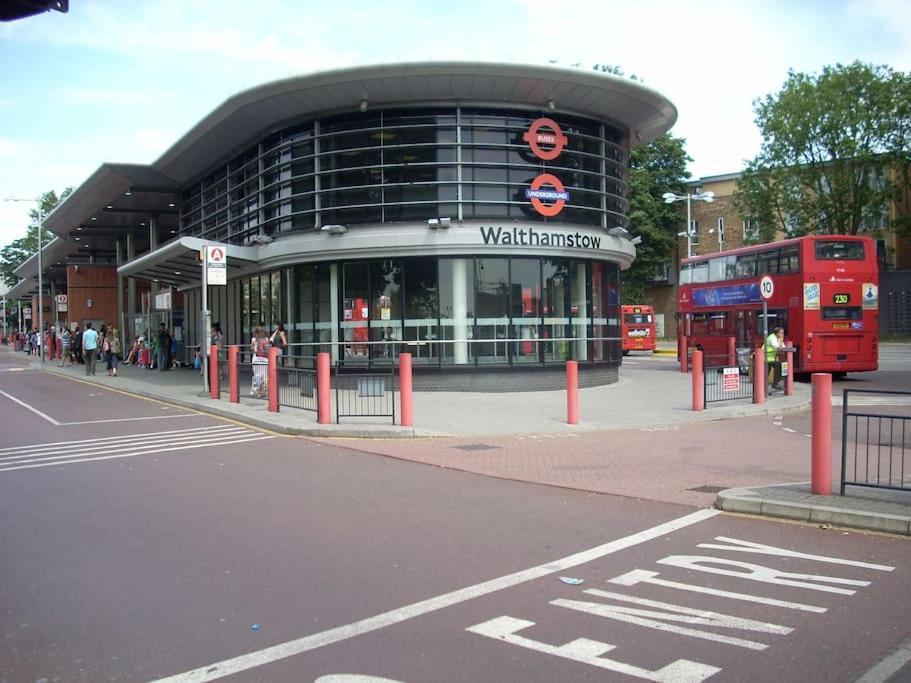 Modern Family Home W/Wi-Fi, Netflix, Self Check-In London Ngoại thất bức ảnh